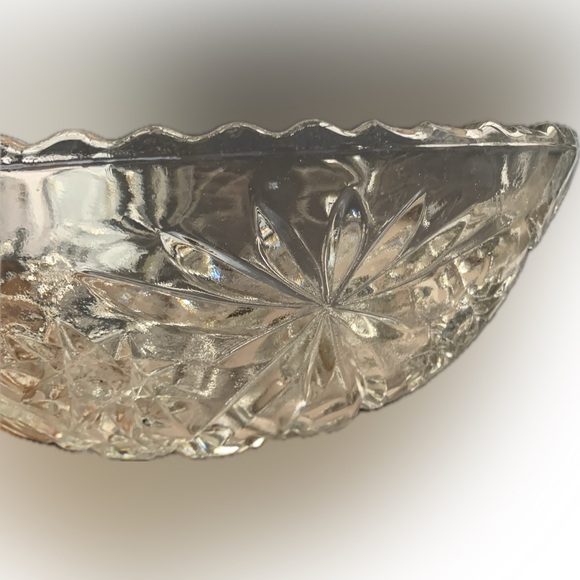 Clear Glass Decorative Bowl laser cut design 10" diameter 4" tall Vintage - Picture 3 of 6